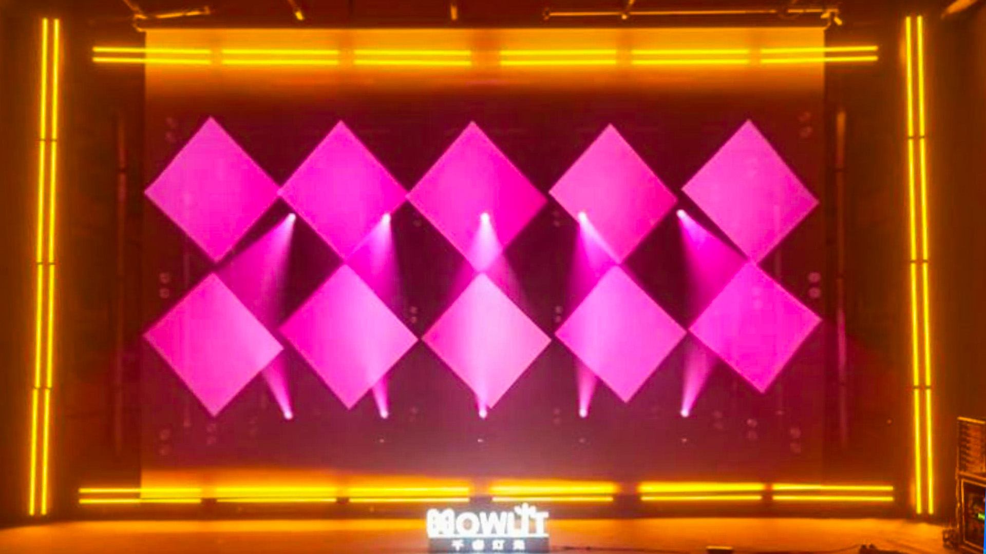 Exposición de iluminación NOWLIT 2024